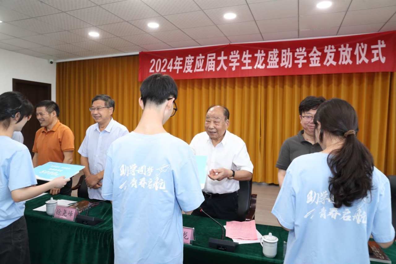 18eb0e43cta81bd8cb815e3c694264b1.jpg 18eb0e43cta81bd8cb815e3c694264b1.jpg